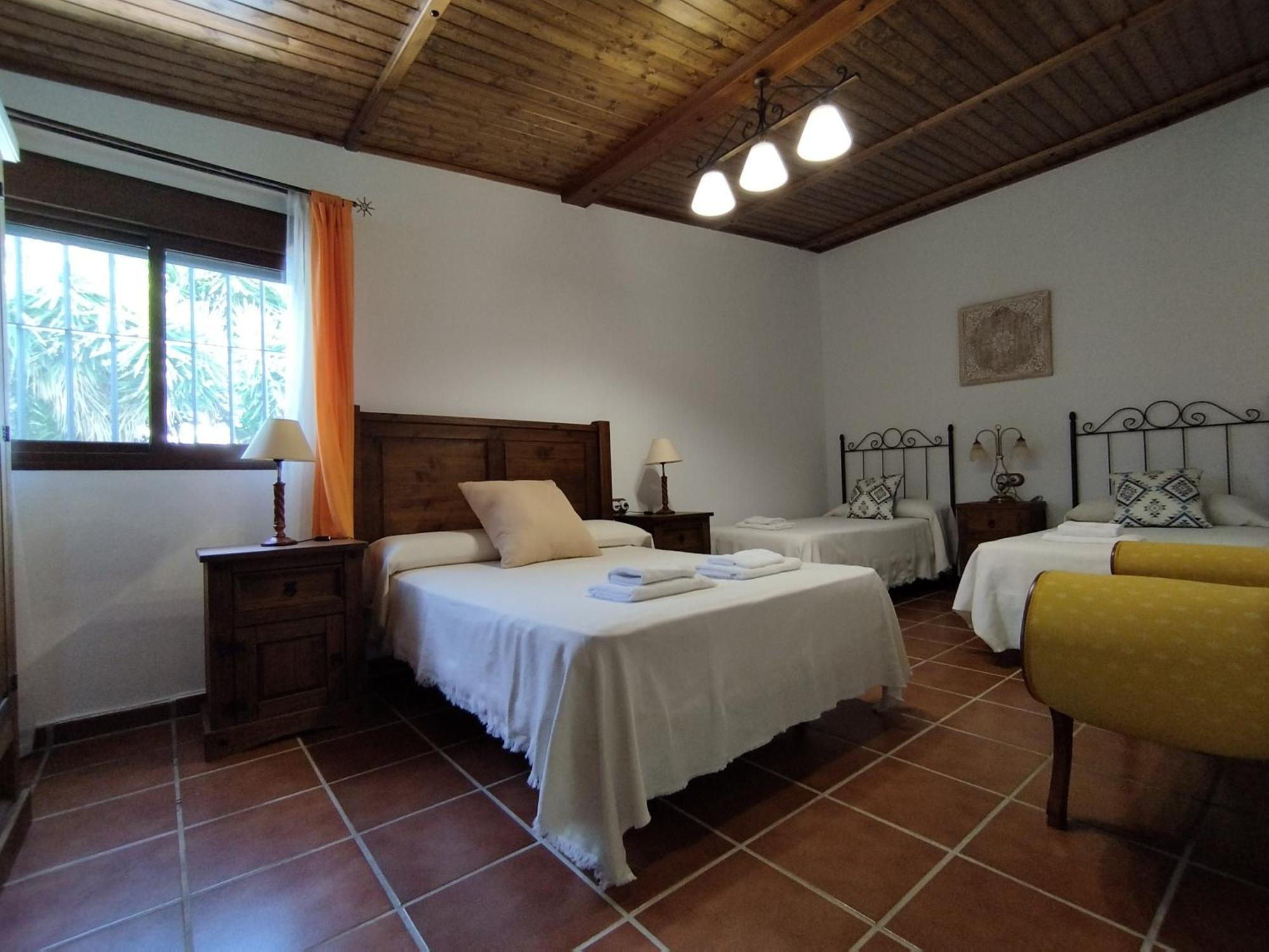 Vivienda Rural Los Madronos Malcocinado  Εξωτερικό φωτογραφία