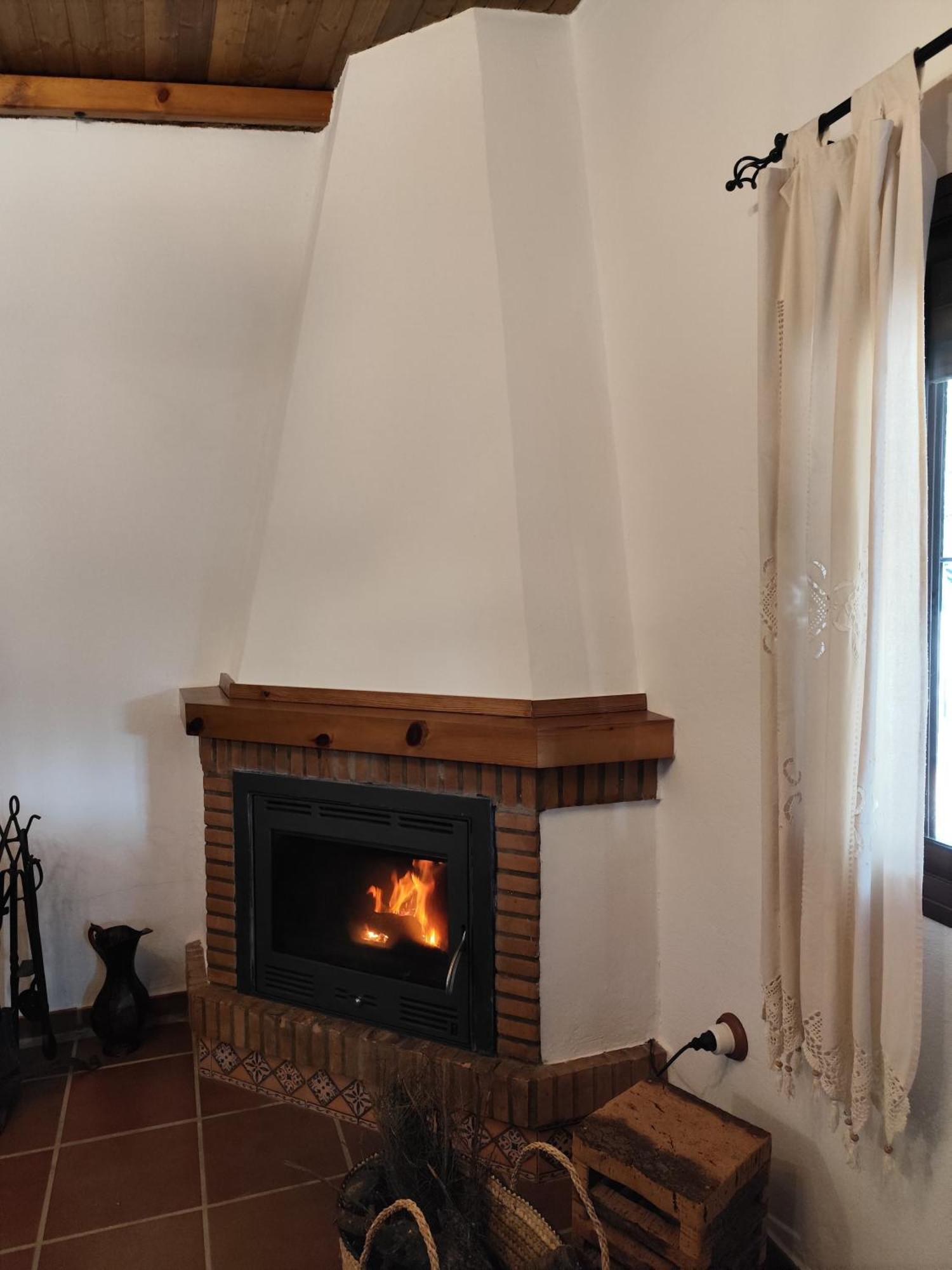 Vivienda Rural Los Madronos Malcocinado  Εξωτερικό φωτογραφία